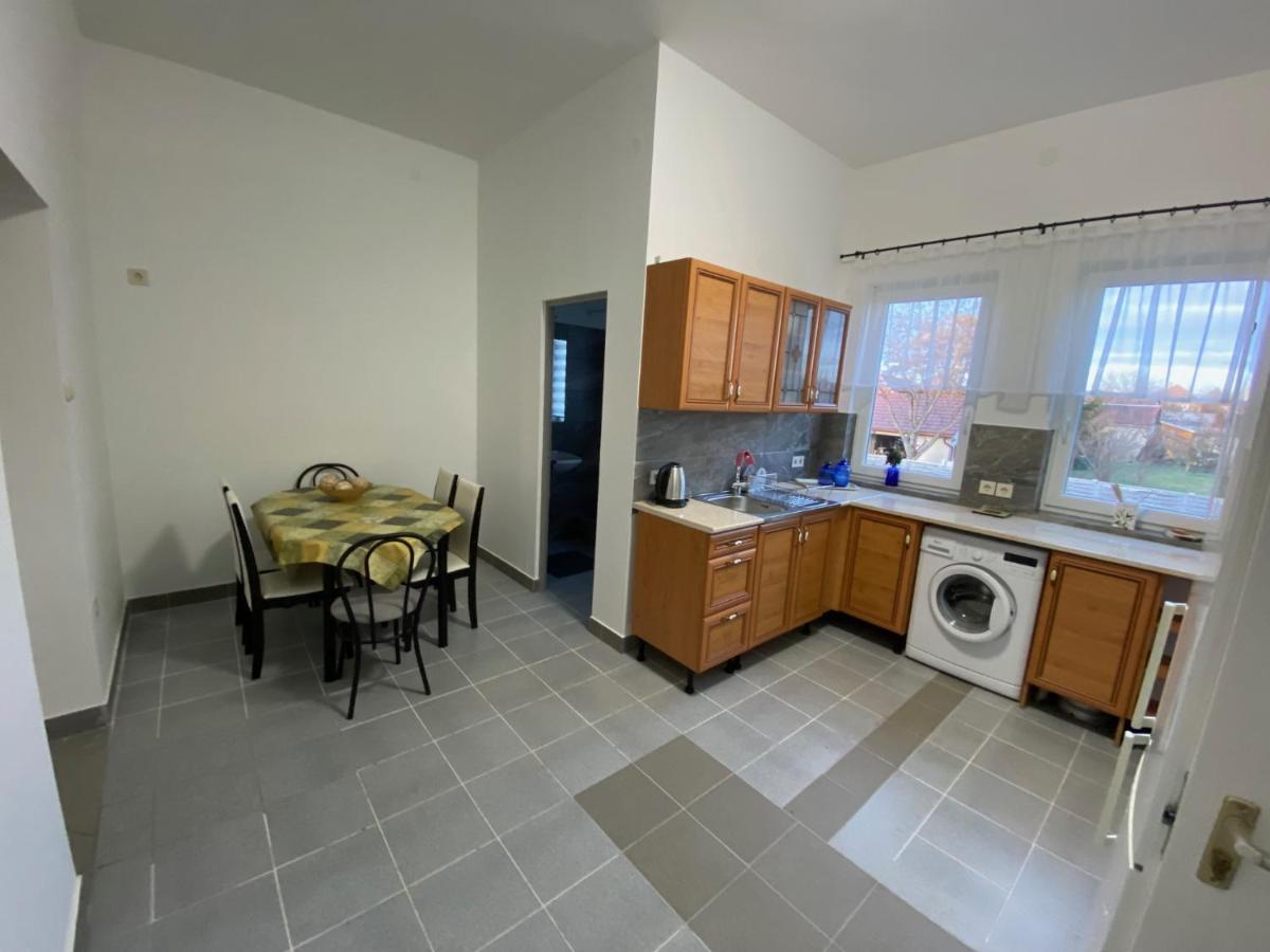Tocc Apartman Gyál Exteriér fotografie